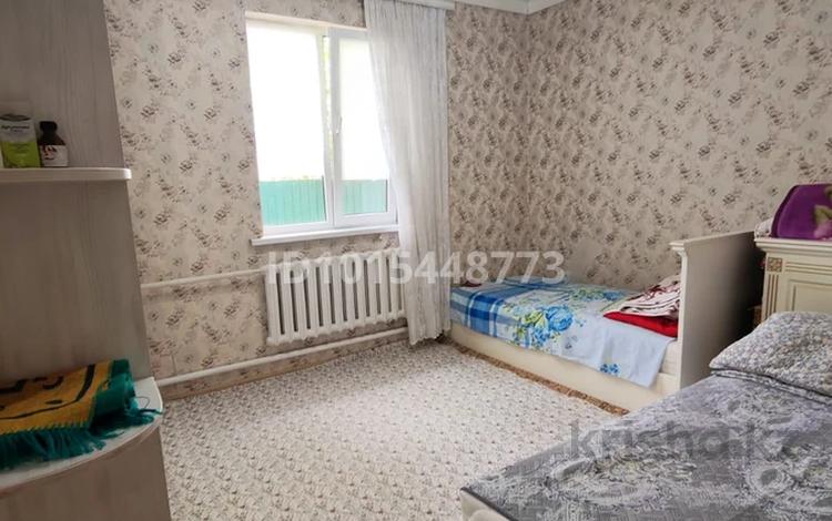 Жеке үй · 4 бөлме · 150 м² · 6 жүзд., Байтерек 7, бағасы: 44 млн ₸ в  — фото 2