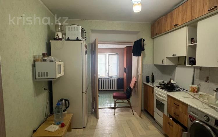 2-комнатная квартира · 57 м² · 1/5 этаж, мкр 8, братьев 273/1 за 16 млн ₸ в Актобе — фото 2
