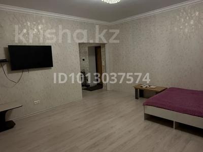 1-бөлмелі пәтер · 60 м² · 2/7 қабат, Алтын орда ш/а., Алия Молдагулова 60/1, бағасы: 180 000 ₸ в Актобе, мкр. Алтын орда