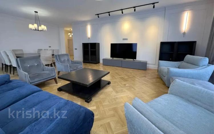 4-бөлмелі пәтер · 200 м² · 3/7 қабат, Фурманова 111, бағасы: 1 млн ₸ в Алматы, Медеуский р-н — фото 2
