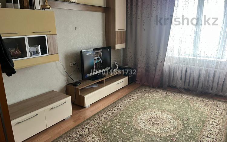2-бөлмелі пәтер · 54 м² · 1/9 қабат, Утепбаева 50В — Утепбаева 50В, бағасы: 19.9 млн ₸ в Семее, Красный Кордон — фото 2