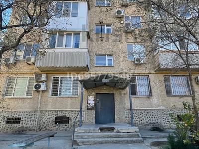 4-комнатная квартира, 95 м², 3/5 этаж, 11-й мкр 15 — Ынтымак/Кашаган/Заман за 31 млн 〒 в Актау, 11-й мкр