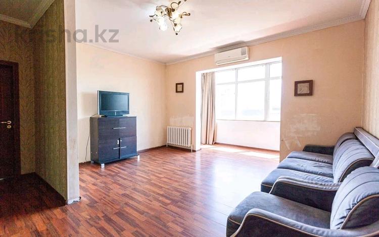 2-бөлмелі пәтер · 69 м² · 7/9 қабат, ауезова, бағасы: 62 млн ₸ в Алматы, Алмалинский р-н — фото 2
