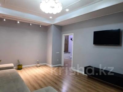 2-комнатная квартира · 80 м² · 7 этаж, 17-й мкр 6 за 380 000 〒 в Актау