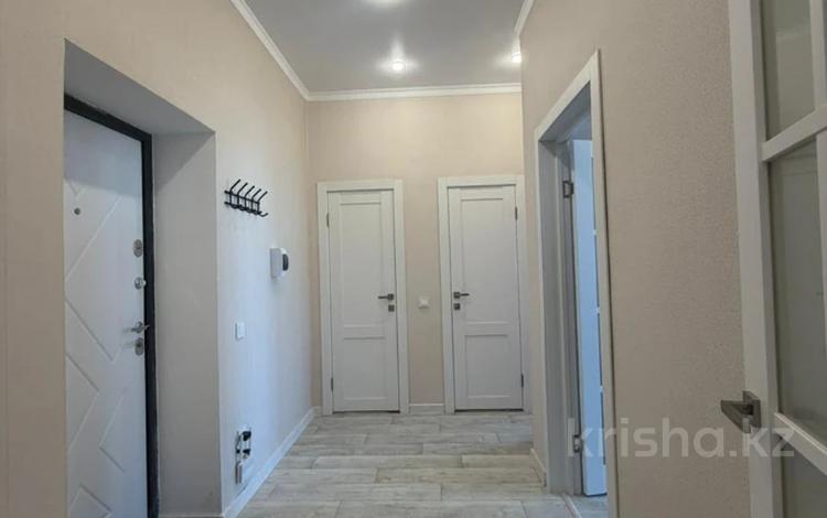 2-бөлмелі пәтер · 63 м² · 5/6 қабат, мкр. Алтын орда, ораз татеулы, бағасы: 24.5 млн ₸ в Актобе — фото 5