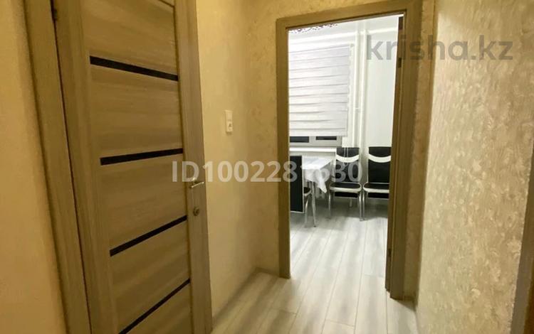 1-бөлмелі пәтер · 52 м² · 4/5 қабат, Астана ш/а. 14 — Парк кадыр мырза Али, бағасы: 15 000 ₸ в Уральске, мкр Астана — фото 2