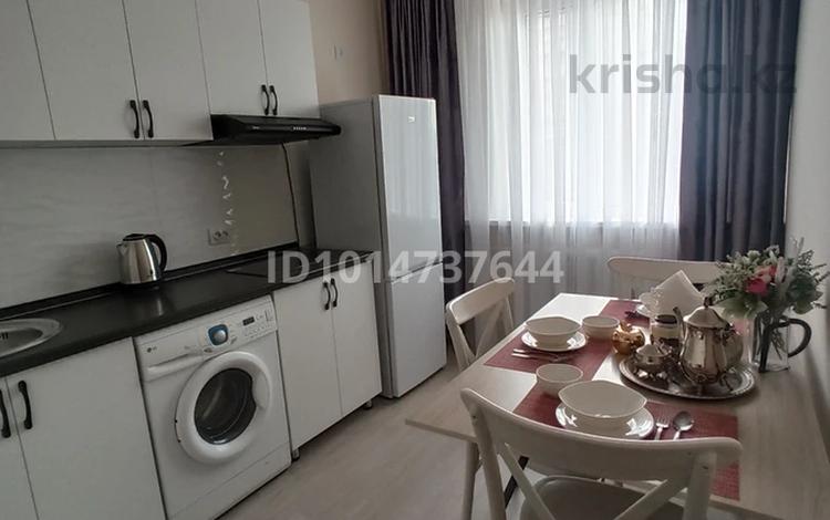 1-бөлмелі пәтер · 40 м² · 7/12 қабат, Самал-1 ш/а. 31 — Жолдасбекова / Мендыкулова, бағасы: 21 000 ₸ в Алматы, Медеуский р-н — фото 2