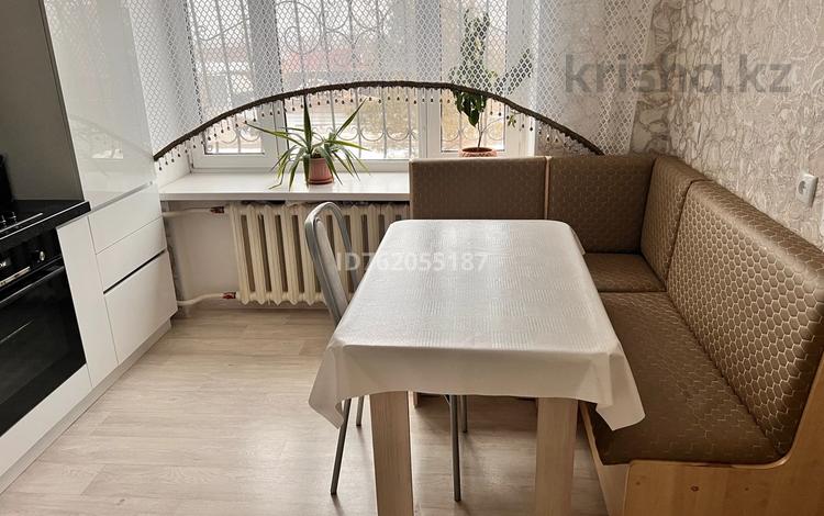 3-бөлмелі пәтер · 83.1 м² · 1/6 қабат, Воинов интернационалистов 2/1, бағасы: 39 млн ₸ в Костанае — фото 7