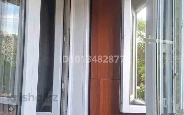 2-бөлмелі пәтер · 44 м² · 2/5 қабат, Восток-2 ш/а., Майкудук, мкр Восток-2 9, бағасы: 18 млн ₸ в Караганде, Алихана Бокейханова р-н — фото 2