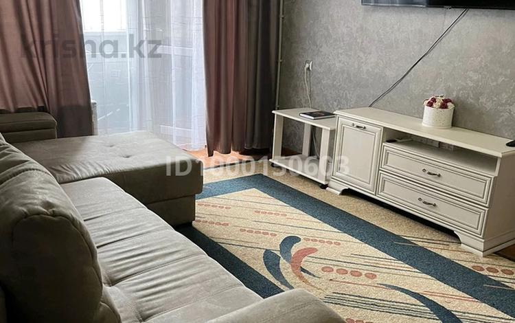 2-комнатная квартира · 40 м² · 2/5 этаж, 8-й микрорайон, Аскарова 39 — Магазин Изуми за 21 млн ₸ в Шымкенте, Туран р-н — фото 2