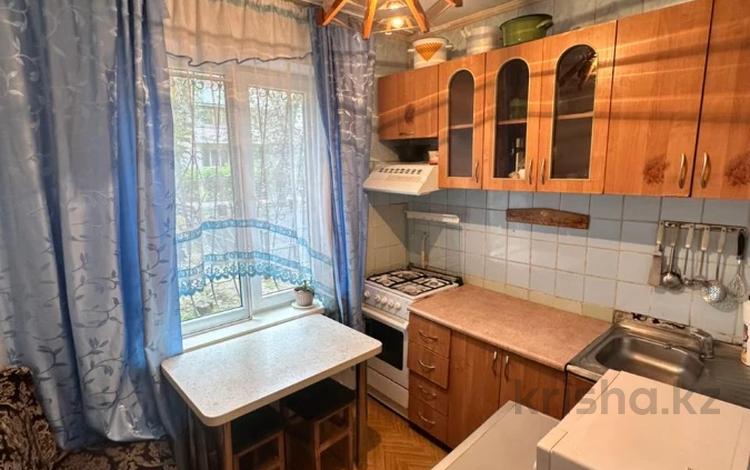 2-комнатная квартира · 42 м² · 1/4 этаж, мкр №3 за 25 млн ₸ в Алматы, Ауэзовский р-н — фото 2