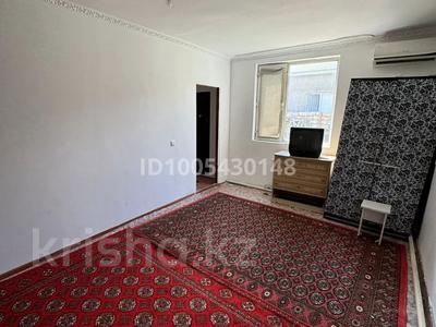 Отдельный дом · 1 комната · 45 м², мкр Центральный, Жамбыл 76 за 60 000 〒 в Атырау