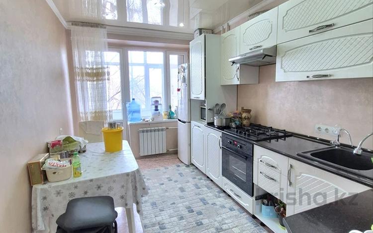 3-комнатная квартира · 64 м² · 3/5 этаж, Самал 18а за 24 млн ₸ в Талдыкоргане — фото 2