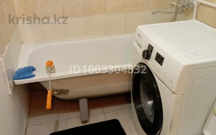 2-бөлмелі пәтер · 44 м² · 2/5 қабат, мкр Михайловка , Ержанова, бағасы: 145 000 〒 в Караганде, Казыбек би р-н — фото 2