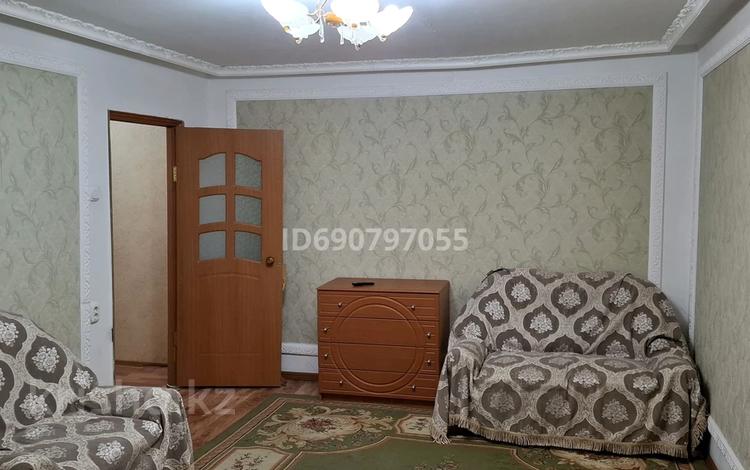 2-комнатная квартира · 51 м² · 2/5 этаж, Аманжолова за 10 000 ₸ в Жезказгане — фото 5