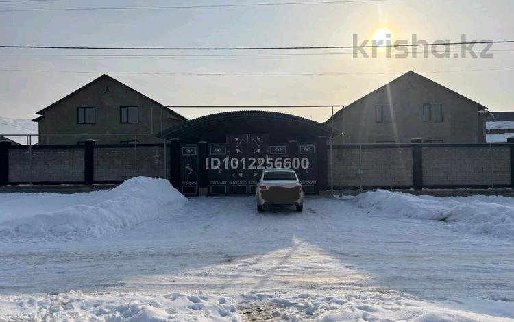 Жеке үй · 5 бөлме · 400 м² · 16 жүзд., Тәуелсіздік 49/51, бағасы: 100 млн ₸ в Каргалы (п. Фабричный) — фото 2