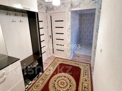 3-комнатная квартира · 59.4 м² · 4/5 этаж, Сулейманова 20 — Угол Сулейманова Қолбасшы Қойгельды за 18.5 млн ₸ в Таразе