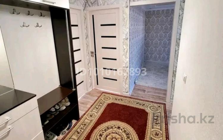 3-комнатная квартира · 59.4 м² · 4/5 этаж, Сулейманова 20 — Угол Сулейманова Қолбасшы Қойгельды за 18.5 млн ₸ в Таразе — фото 2