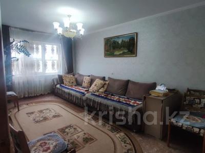 3-комнатная квартира · 63.6 м² · 4/5 этаж, Канипы Битибаева 4 за 21.2 млн 〒 в Усть-Каменогорске