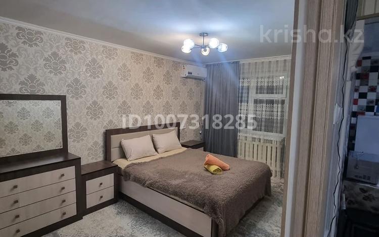 1-бөлмелі пәтер · 38 м² · 1/5 қабат, Панфилова, бағасы: 10 000 ₸ в Кентау — фото 2