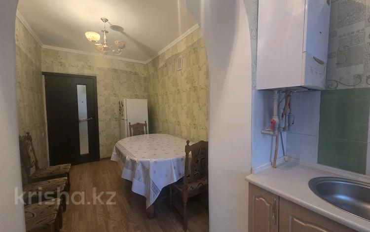 3-комнатная квартира · 70 м² · 4/5 этаж, Токаева 14 за 200 000 ₸ в Шымкенте — фото 8