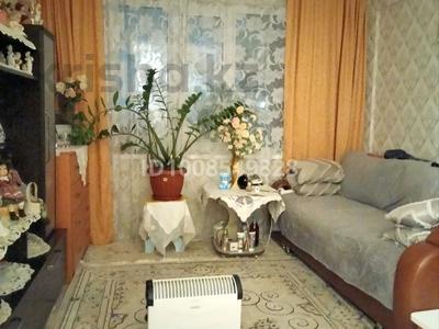 1-комнатная квартира · 34 м² · 2/5 этаж, Опытное поле за 8 млн 〒 в Усть-Каменогорске