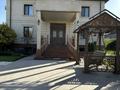Отдельный дом · 10 комнат · 731 м² · 16 сот., мкр Самал-1, Мейирбекова уч 1339 — Улица находиться вдоль Казиева за 420 млн 〒 в Шымкенте, Абайский р-н