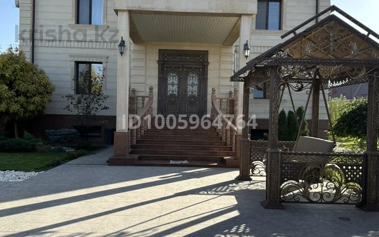 Отдельный дом · 10 комнат · 731 м² · 16 сот., мкр Самал-1, Мейирбекова уч 1339 — Улица находиться вдоль Казиева за 420 млн 〒 в Шымкенте, Абайский р-н — фото 81