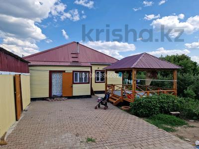 Отдельный дом · 4 комнаты · 110 м² · 10 сот., Боровская 9 — Угл. Балуана Шолака ( по старому Ул. Степана Разина) за 200 000 ₸ в Щучинске
