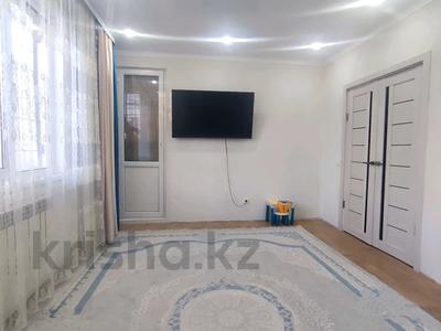 Продажа квартир в Западно-Казахстанской обл.: 2-комнатная квартира · 63 м² · 1/5 этаж, Камбар Батыра 8/1 — школа #10 за 20.5 млн 〒 2-комнатная квартира · 63 м² · 1/5 этаж, Камбар Батыра 8/1 — школа #10 за 20.5 млн 〒 в Уральске
