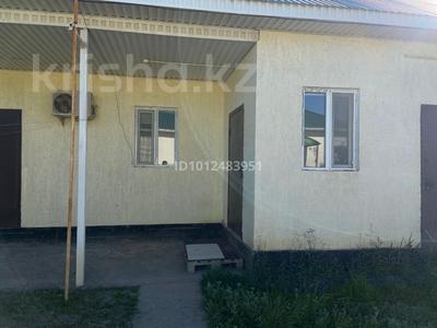 Отдельный дом · 1 комната · 10 м², Жумыскер, Кұныскерей Кожахметова 5а 5а — 999 Ресторан за 45 000 ₸ в Атырау