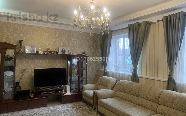 Отдельный дом · 4 комнаты · 110 м² · 7 сот., мкр Акжар за 105 млн ₸ в Алматы, Наурызбайский р-н — фото 2