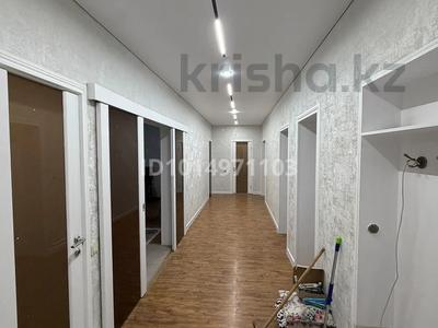 4-комнатная квартира · 162 м² · 3/5 этаж, мкр 12 30Д за 67.5 млн ₸ в Актобе