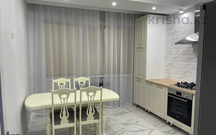 2-комнатная квартира · 71 м² · 1/5 этаж, Санкибай батыра за 250 000 ₸ в Актобе — фото 6