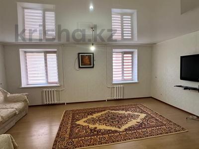 4-комнатная квартира · 120 м² · 3/5 этаж, Герольд Берлина 51 за 40.5 млн 〒 в Уральске