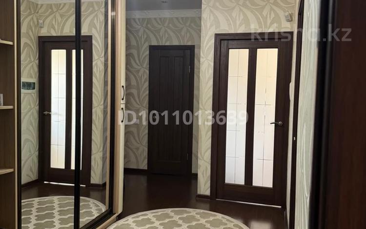 3-бөлмелі пәтер · 80 м² · 2/10 қабат, мкр Юго-Восток, Шахтеров 70 — Гульдер 2, бағасы: 35 млн ₸ в Караганде, Казыбек би р-н — фото 2