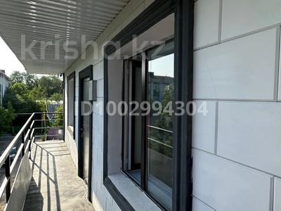 2-комнатная квартира · 60 м² · 3/3 этаж, мкр Дорожник, Ангарская 79 за 150 000 〒 в Алматы, Жетысуский р-н