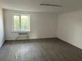 1-комнатная квартира · 60 м² · 3/3 этаж, мкр Дорожник, Ангарская 79 за 150 000 〒 в Алматы, Жетысуский р-н — фото 3