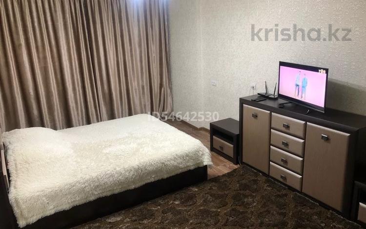 1-комнатная квартира · 33 м² · 1/5 этаж, Астана 8/2 за 10 000 ₸ в Усть-Каменогорске — фото 8