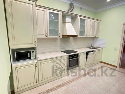 3-комнатная квартира, 130 м², 2/4 этаж, Макпал за 85 млн 〒 в Астане