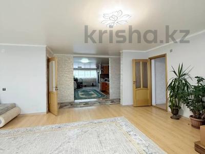 4-комнатная квартира · 182 м² · 15/15 этаж, мкр Мамыр-3 — Саина Шаляпина за 83 млн ₸ в Алматы, Ауэзовский р-н