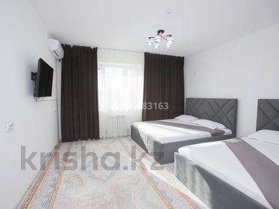 2-комнатная квартира, 86 м², 2/7 этаж посуточно, 9 улица 20/3 — Туркестан Арена за 12 000 〒