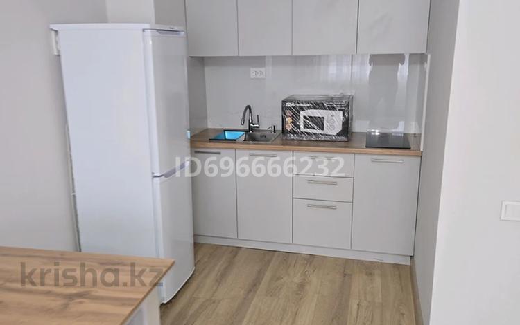 2-комнатная квартира · 45 м² · 5 этаж, мкр Калкаман-2 8/3 — Ашимова-Жуманиязова за 220 000 〒 в Алматы, Наурызбайский р-н — фото 2