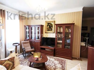 3-комнатная квартира · 80 м² · 11/16 этаж, Валиханова 12 — 3-комн. (80 м²) в Золотом квадрате. ЖК Абай-2 за 44.8 млн ₸ в Астане, р-н Байконур