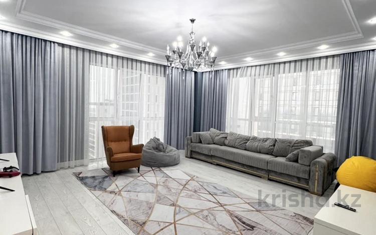 4-комнатная квартира · 135 м² · 14/18 этаж, Сыганак 17ф за 130 млн ₸ в Астане, Нура р-н — фото 2