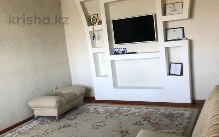 4-комнатная квартира, 80 м², 5/5 этаж, Жастар за 23.5 млн 〒 в Талдыкоргане — фото 2