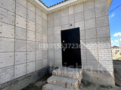 Жеке үй · 4 бөлме · 110 м² · 10 жүзд., Алматы 2 45 — 15 мектеп Остановка, бағасы: 12 млн ₸ в Батыре