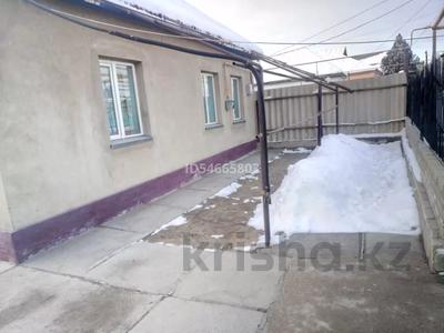 Отдельный дом • 6 комнат • 86 м² • 5 сот., Муратбаева 99 за 15 млн 〒 в Шу