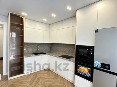 3-комнатная квартира · 100 м² · 11/12 этаж, Торекулова 93 — Раимбека за 700 000 〒 в Алматы, Алмалинский р-н