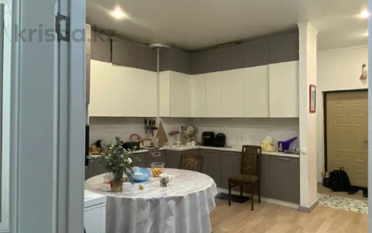 3-комнатная квартира · 82.7 м² · 9/18 этаж, Байтурсынова 12 — СРОЧНАЯ ПРОДАЖА!!! за ~ 34.6 млн ₸ в Астане, Сарайшык р-н — фото 2